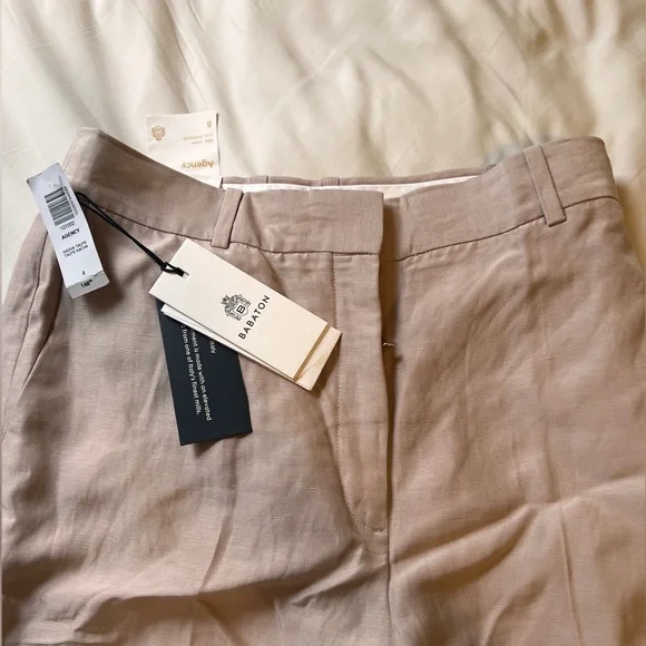Aritzia Agency Linen Pants in the colour Kasha Taupe - Picture 2 of 3